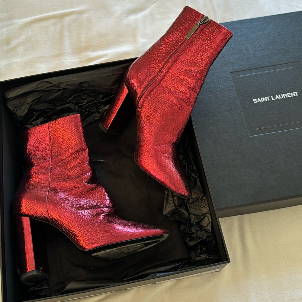 SAINT LAURENT Red Lou 95 Metallic Crinkle Bootie Barolo Metal